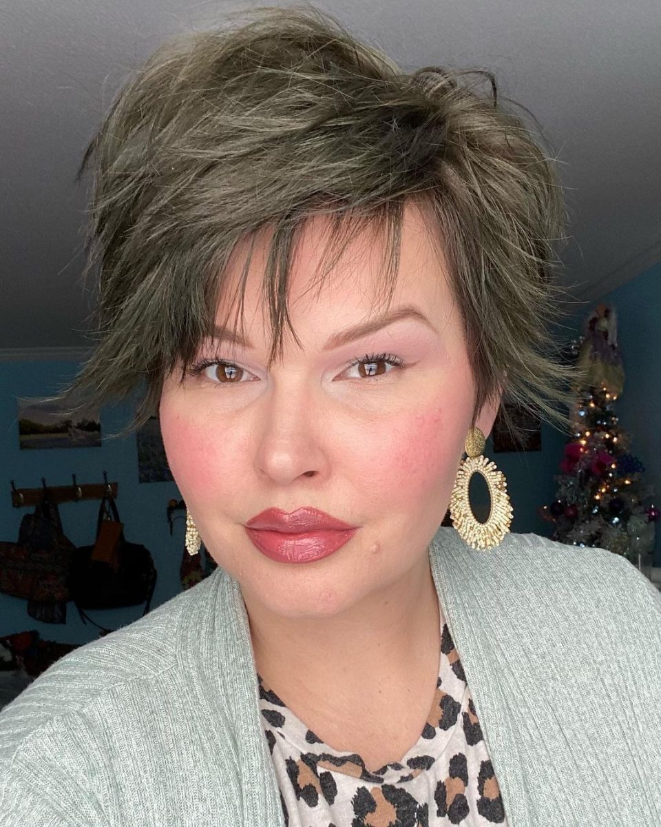 60 Best Pixie Cut With Bangs Hairstyles