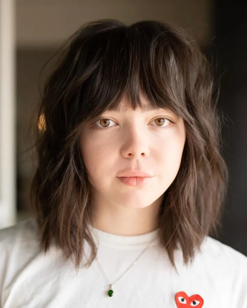 shaggy bob with bangs