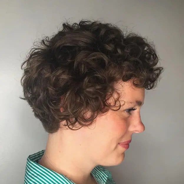 caucasian naturally curly pixie cut