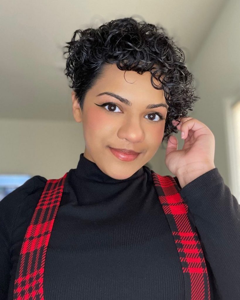 natural curly pixie cut