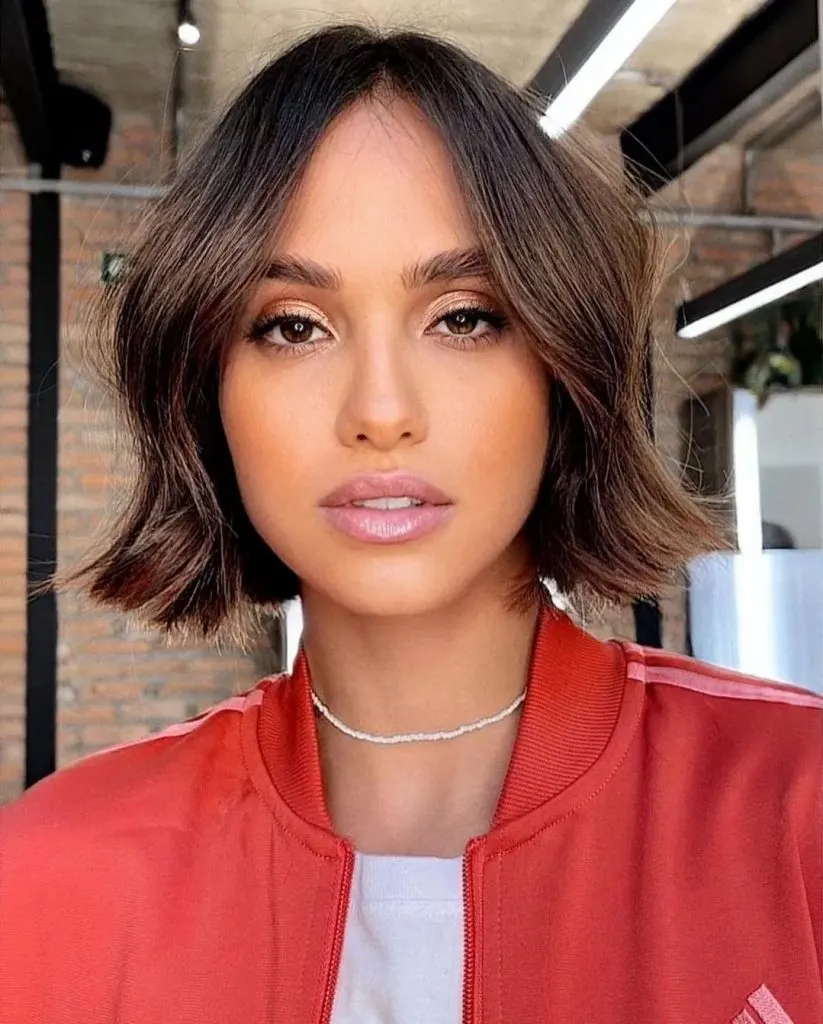 short one-length bob with middle part