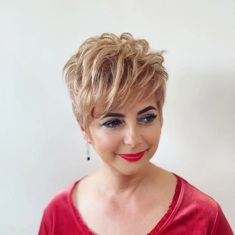 spiky pixie cut for round face