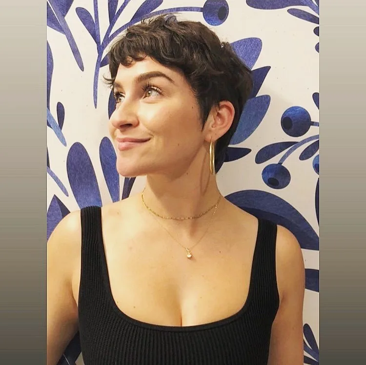 wavy pixie cut