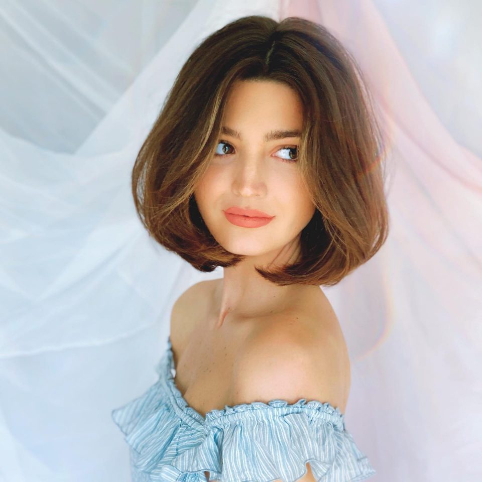  40 Ways To Wear Short Brown Hair In 2025