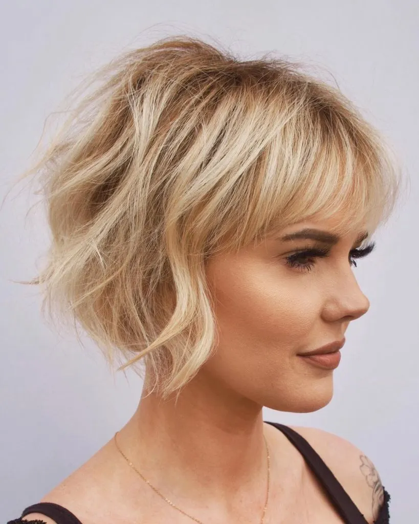 inverted layered bob with bangs