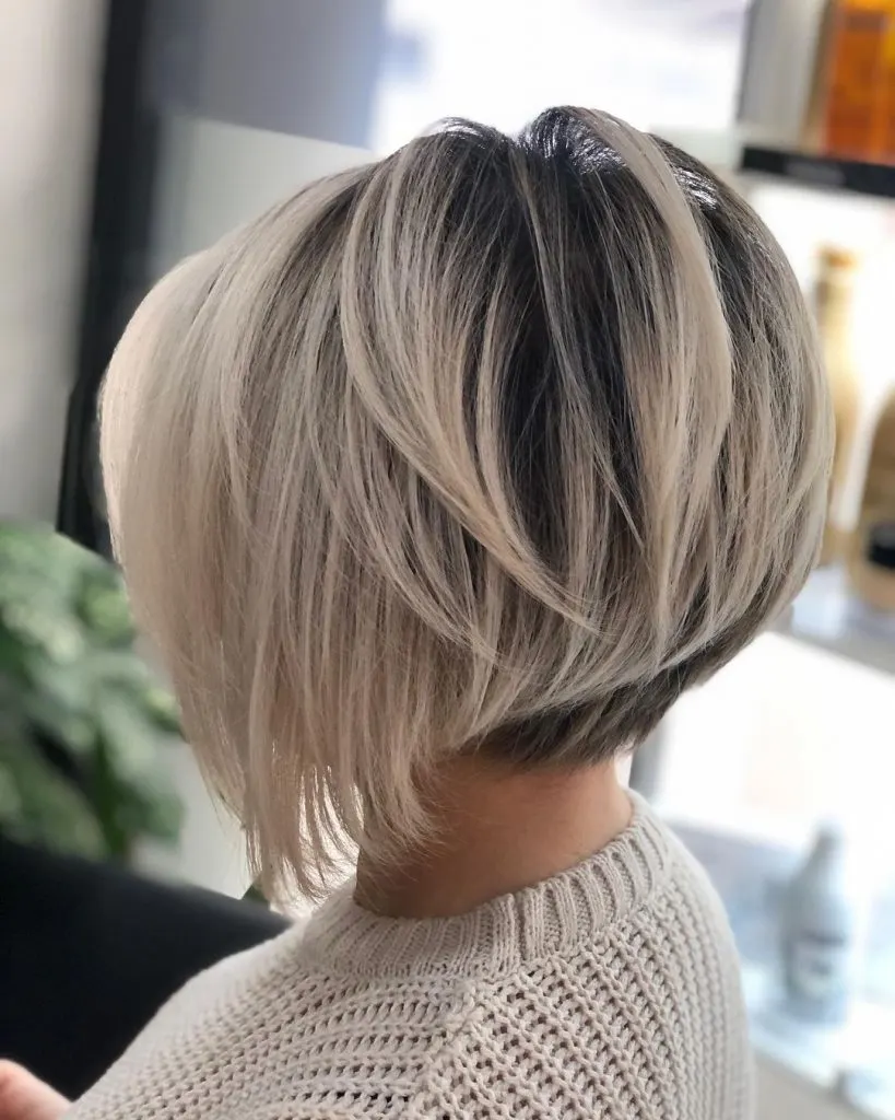 inverted stacked bob with side bangs