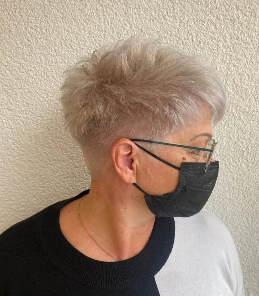 low maintenance pixie cut for thin frizzy hair