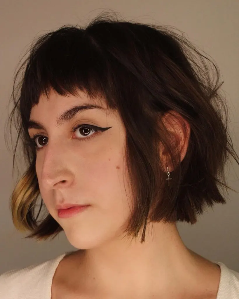 messy french bob haircut