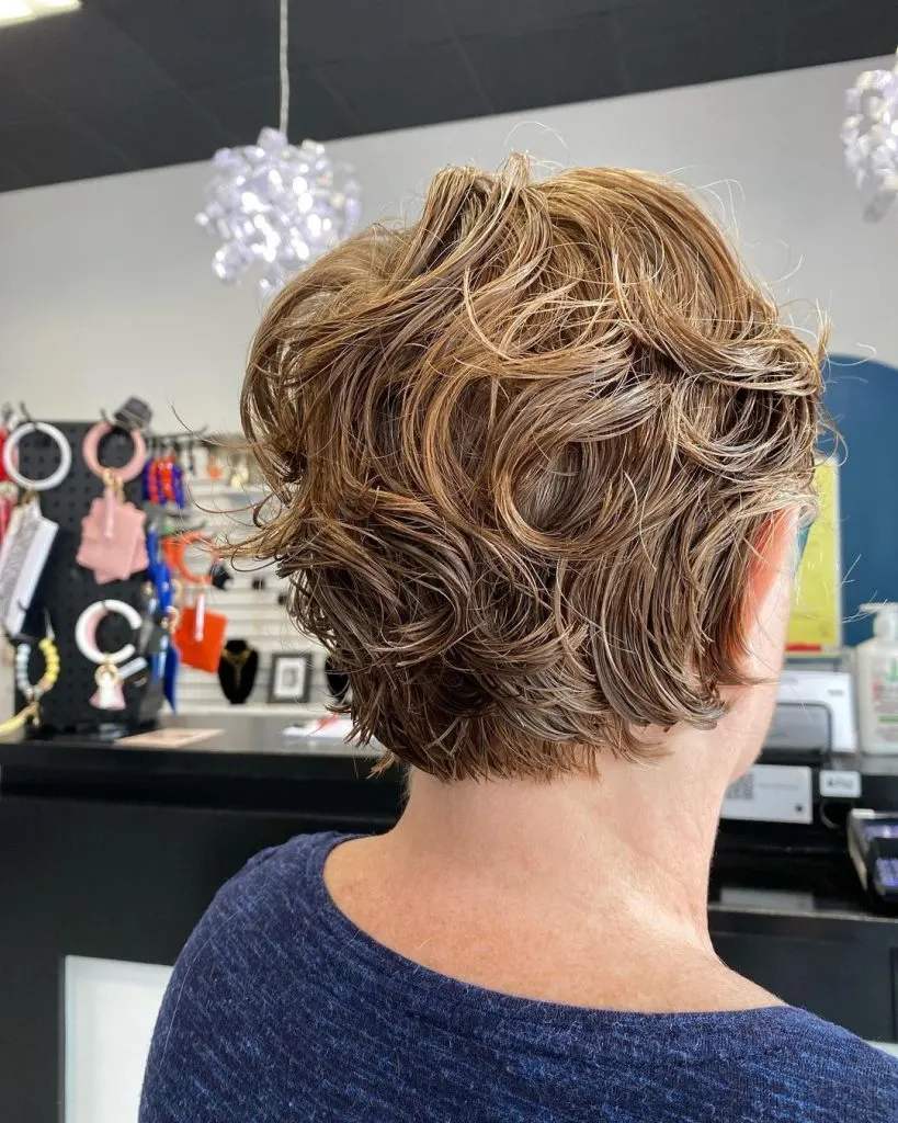 middle length textured pixie cut