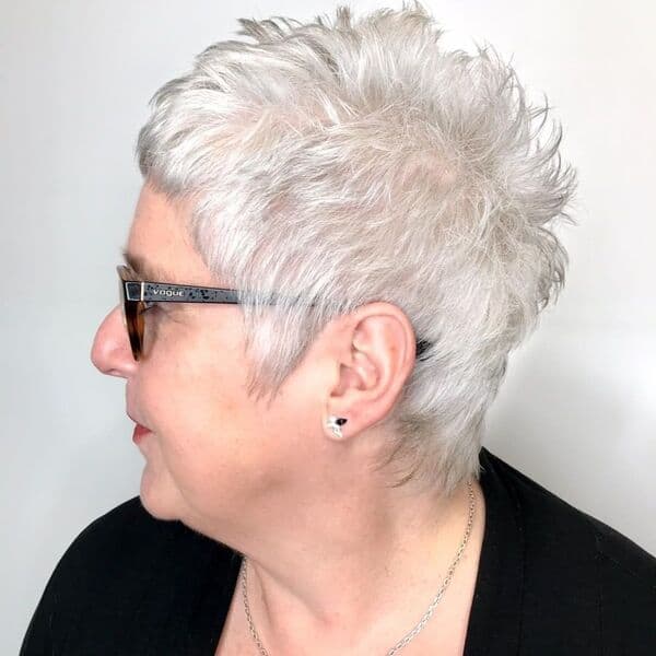 pixie cut for older ladies with glasses and thin hair