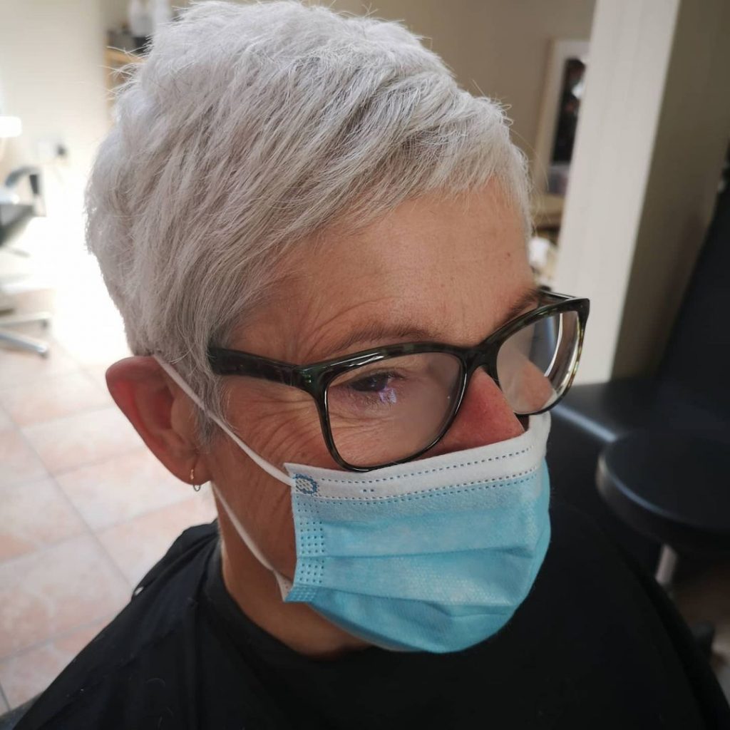 short white pixie cut for older ladies with glasses