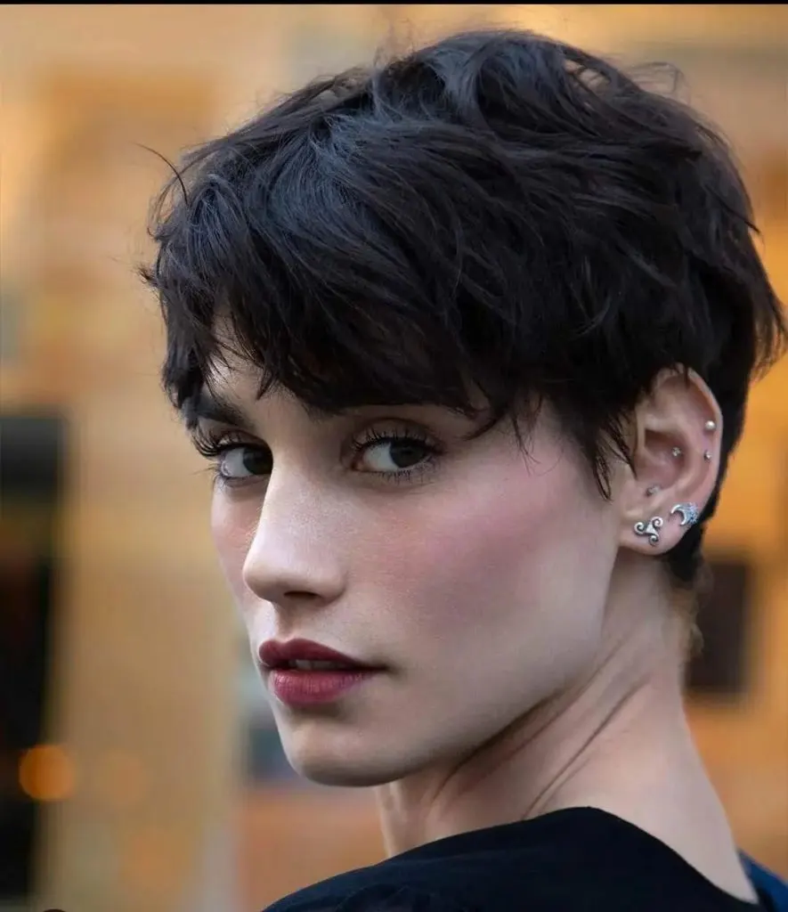 tomboy choppy pixie cut for thick hair