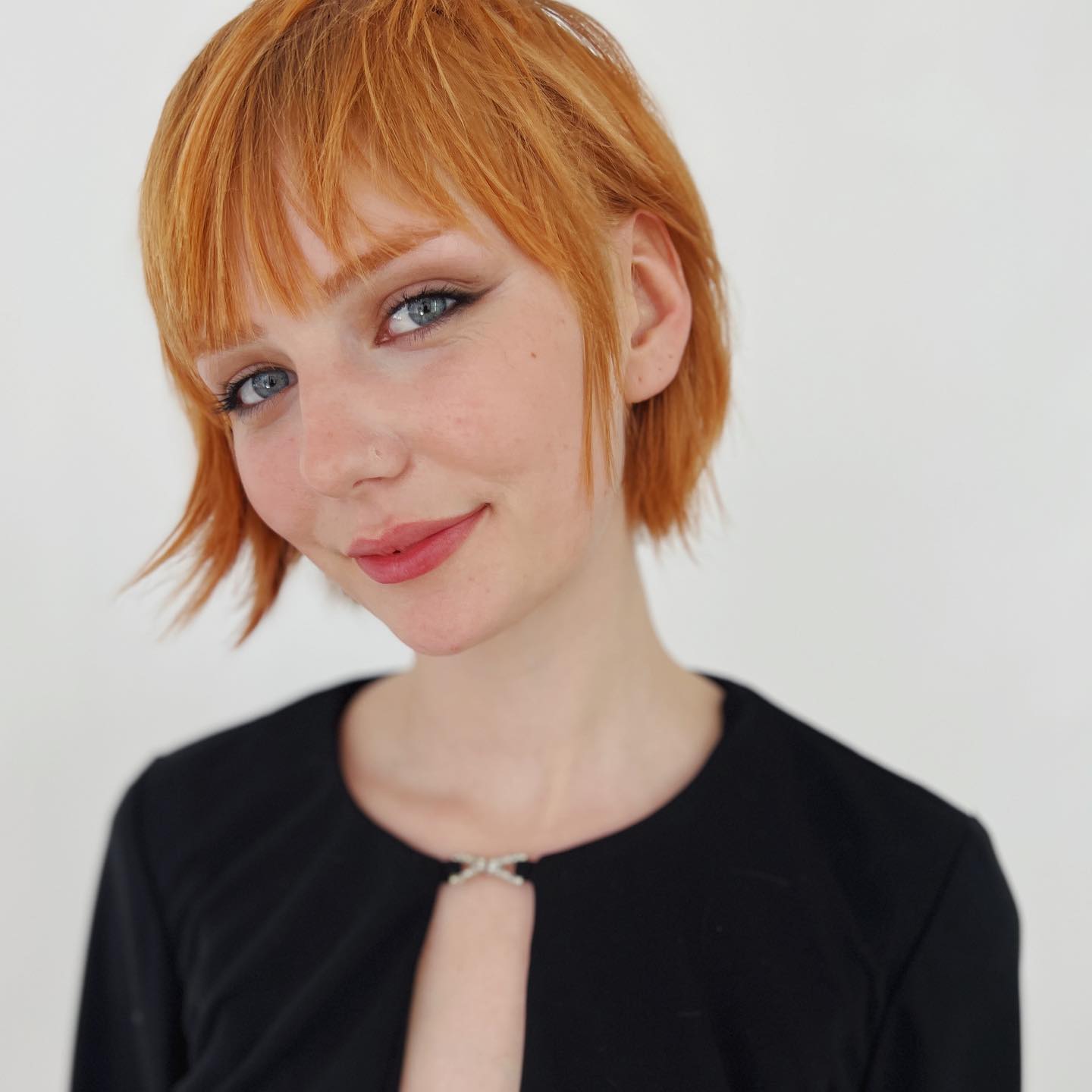 jaw length edgy choppy bob