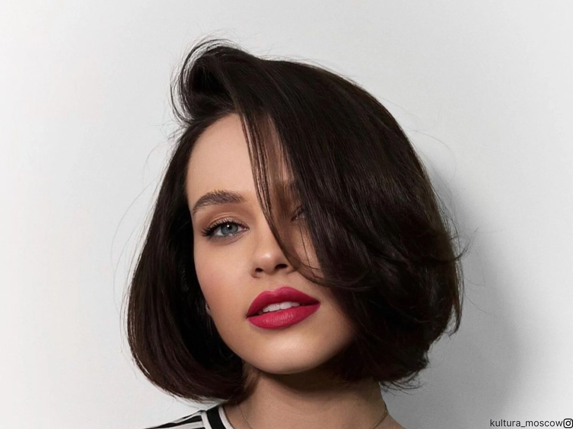 40 Long Layered Bob Cuts We'll Be Seeing In 2024