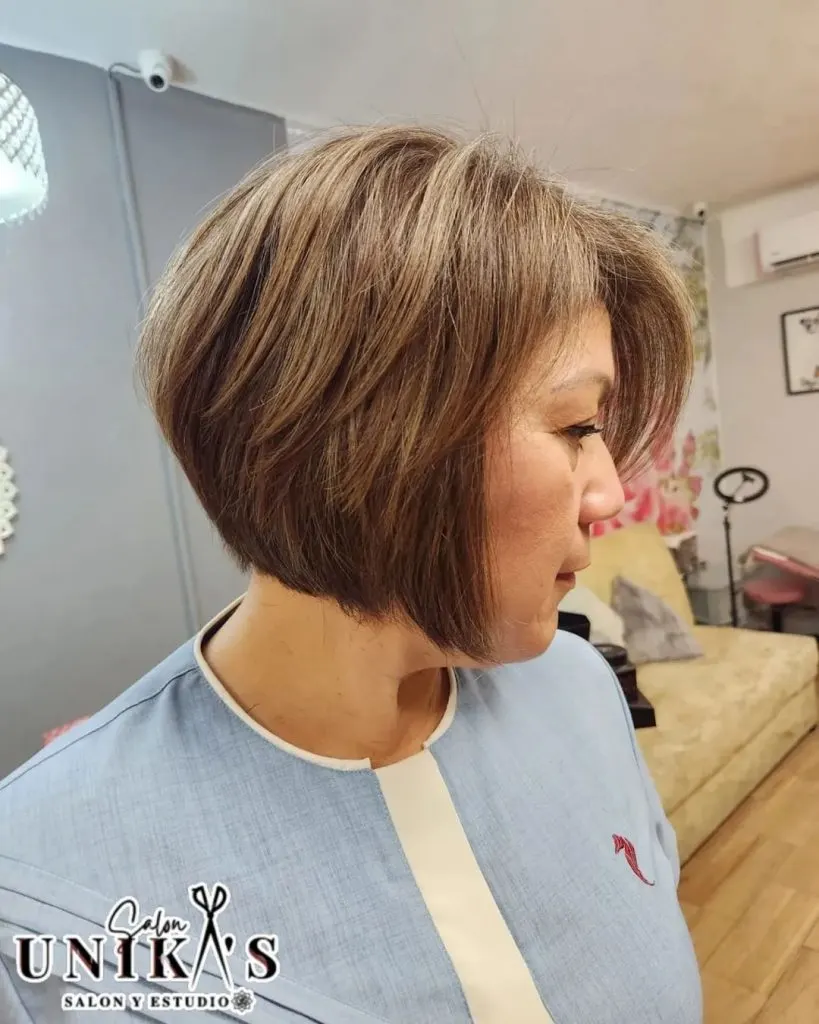 layered bob cut for round faces