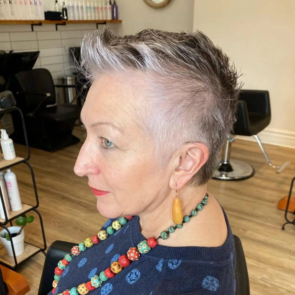 penteado curto para cabelos finos grisalhos