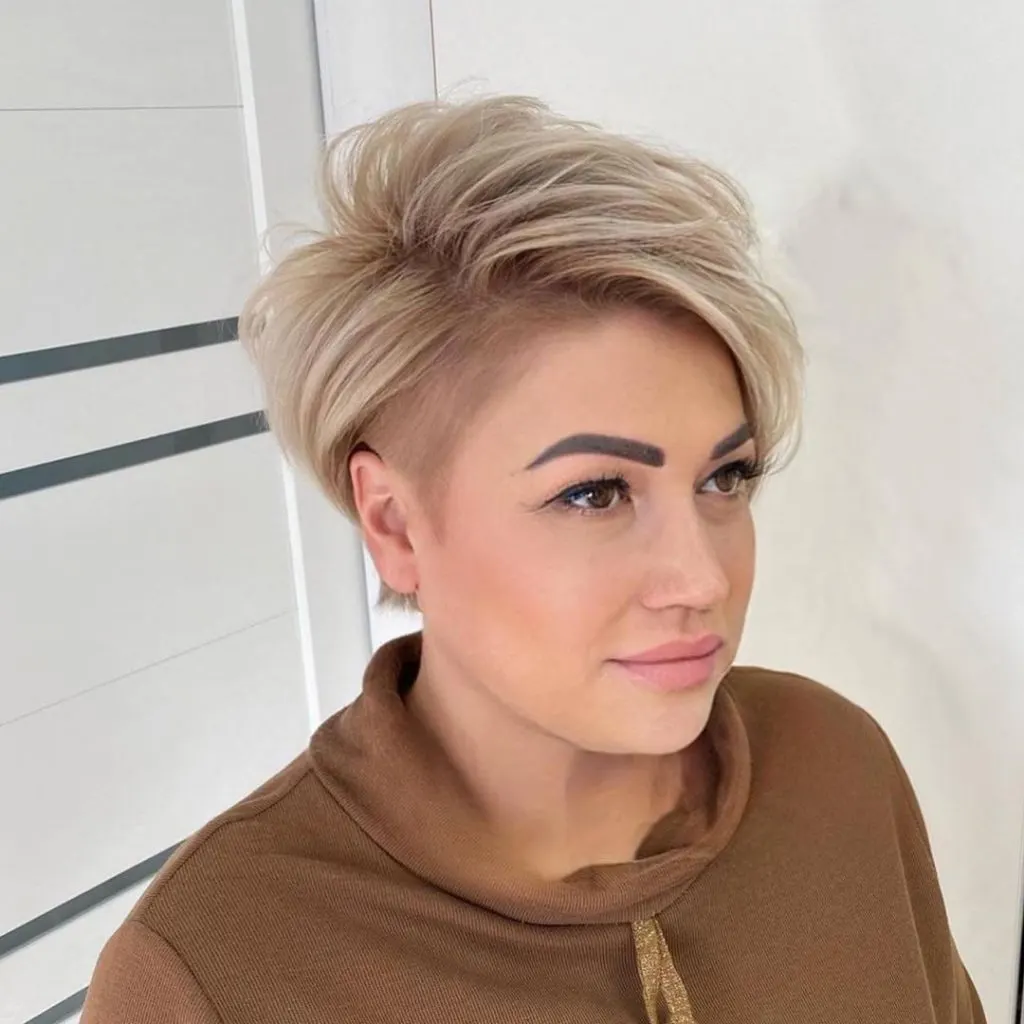 volumized pixie haircut for thick hair