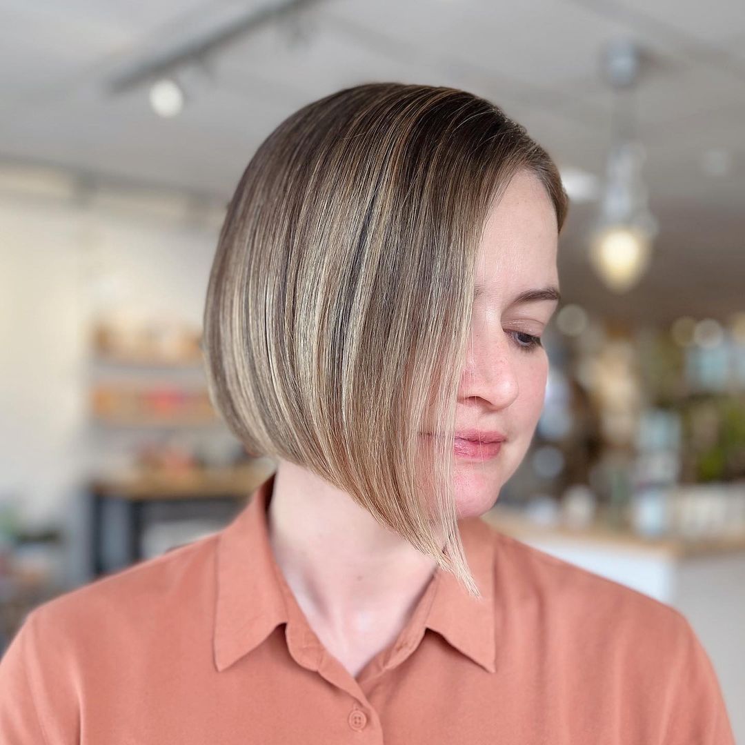 fijn haar asymmetrische bob