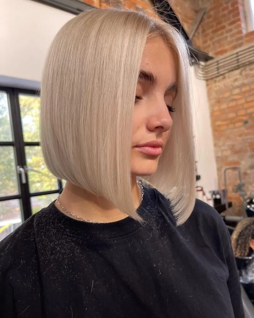 inverted bob for thin hair