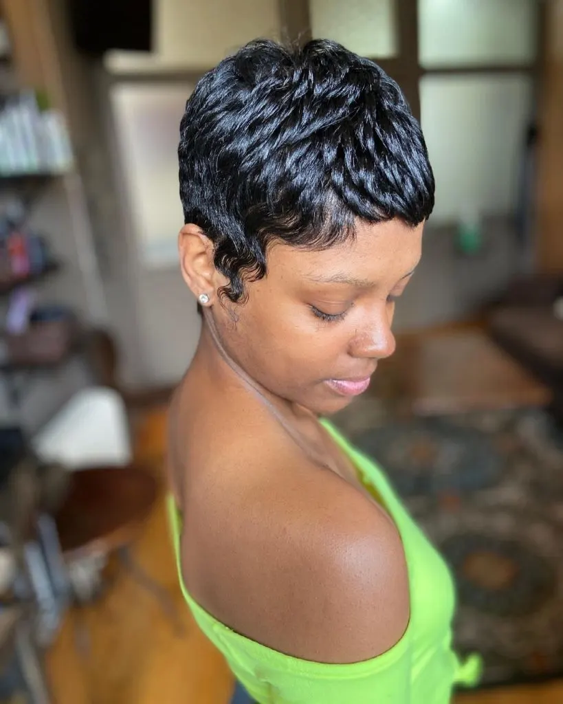low maintenance hairstyle for black women with short hair