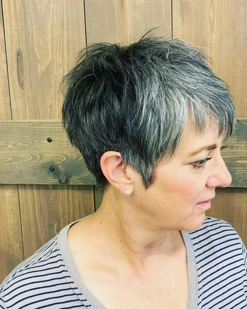 short haircut for women over 50 with thin hair