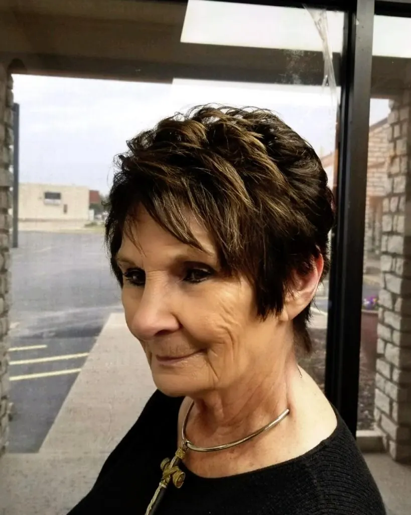 short haircut with contrasting highlights for women over 60
