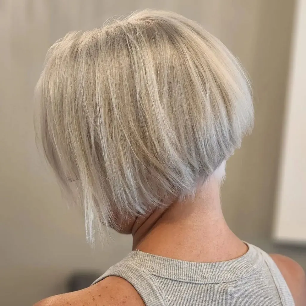 inverted bixie cut