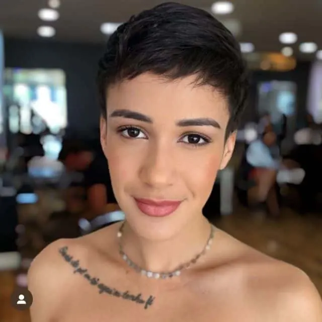 pixie cut for a heart-shaped face