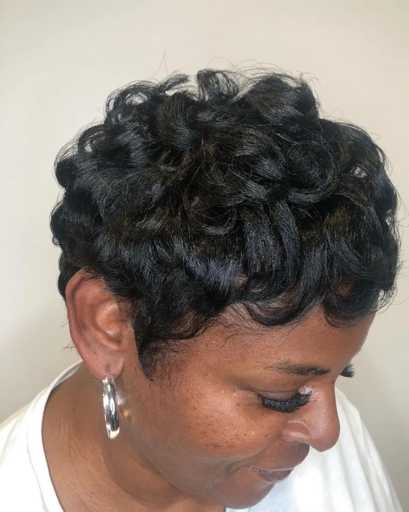 pixie cut for curly hair