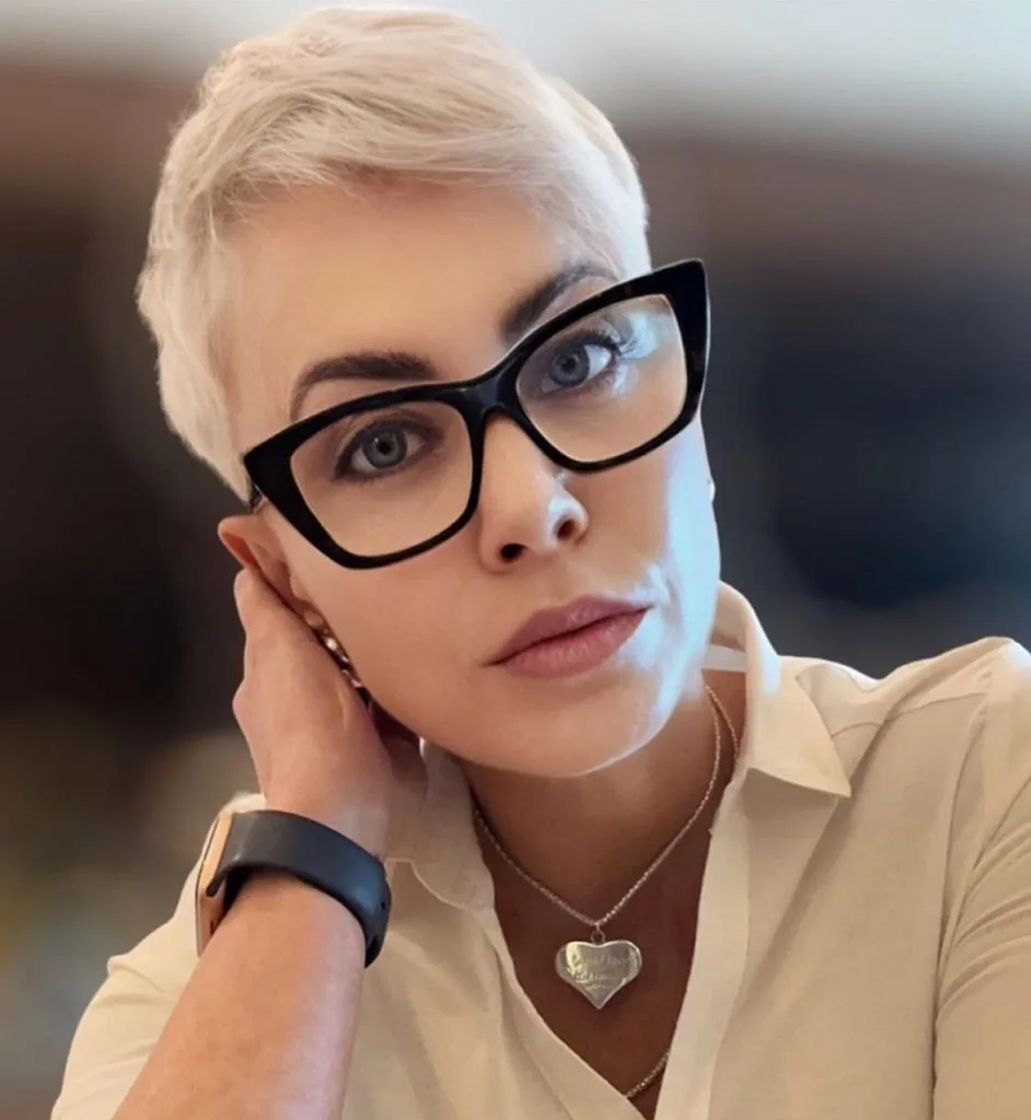 pixie cut for oval face