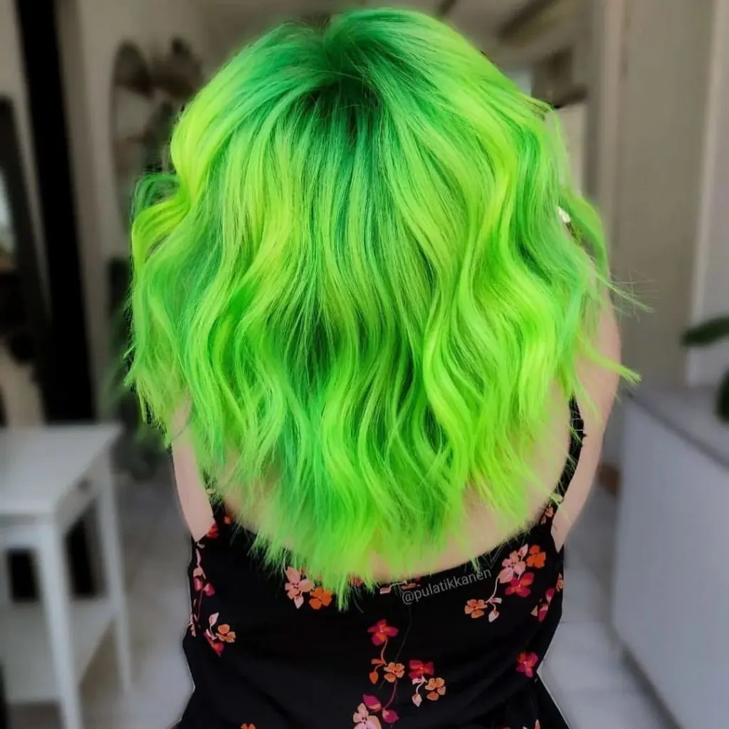 vivid green hair