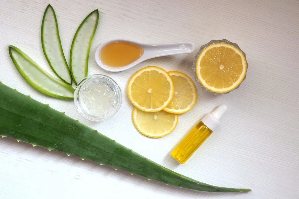 aloe vera and lemon hair mask