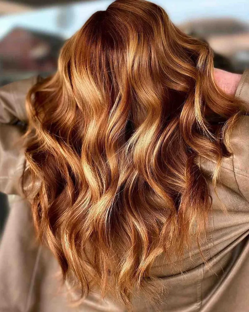 cheveux bronze caramel