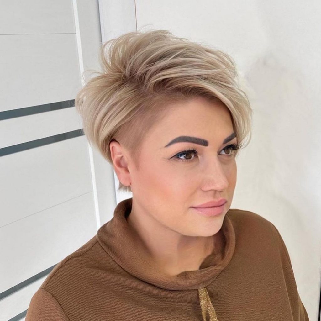pixie cut with undercut for round face