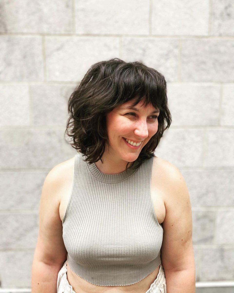  20 Short Fluffy Haircuts Taking Over 2025