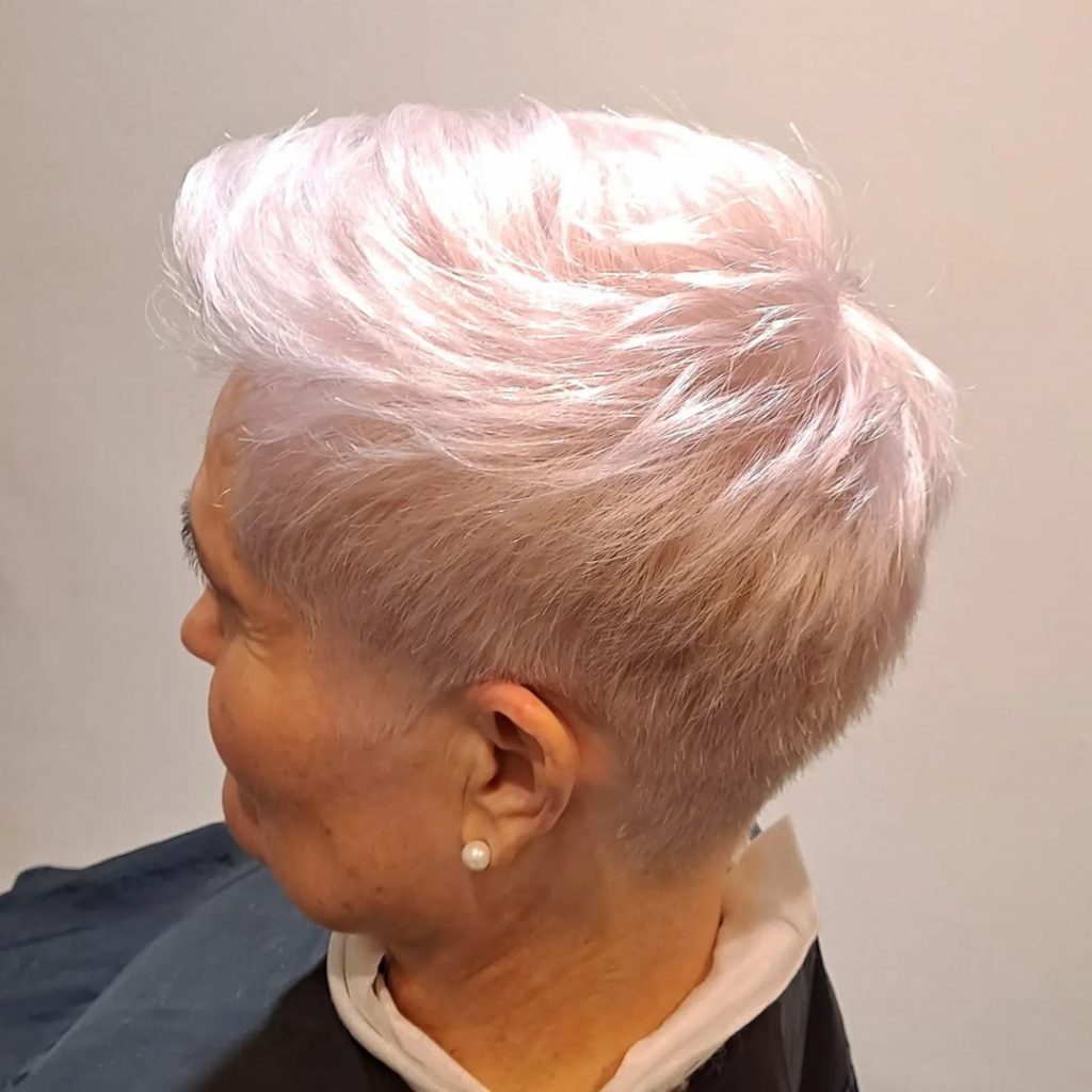 very short pixie haircut for women over 70