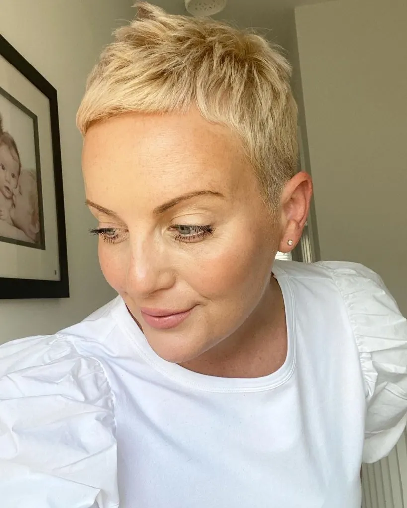 very short pixie haircut with puffy crown