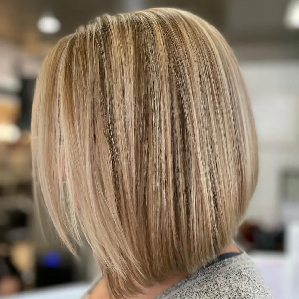 straight bob with golden highlights