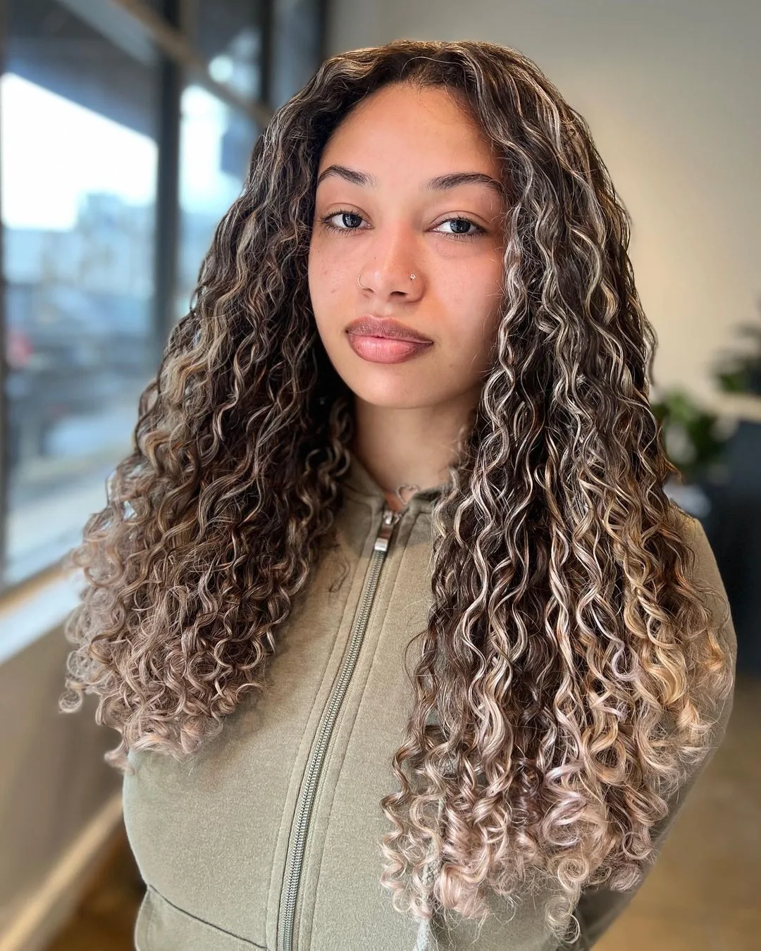60 photos de mèches blondes à montrer à votre coloriste
