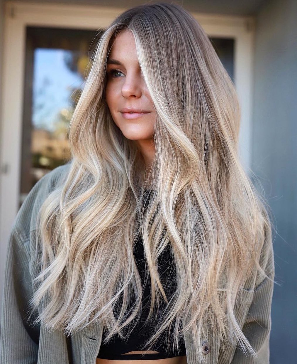 natural blonde highlights with money pieces