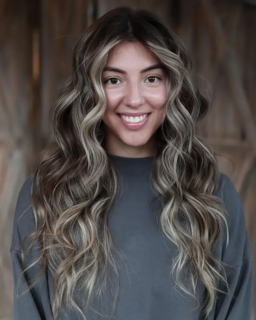 30 Stunning Brown Hair With Blonde Streaks Inspo Pics