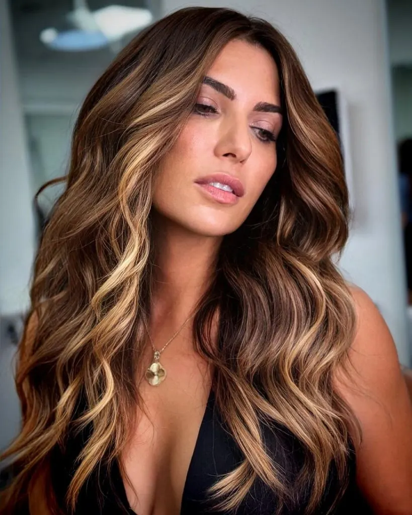 caramel brown hair with gold highlights