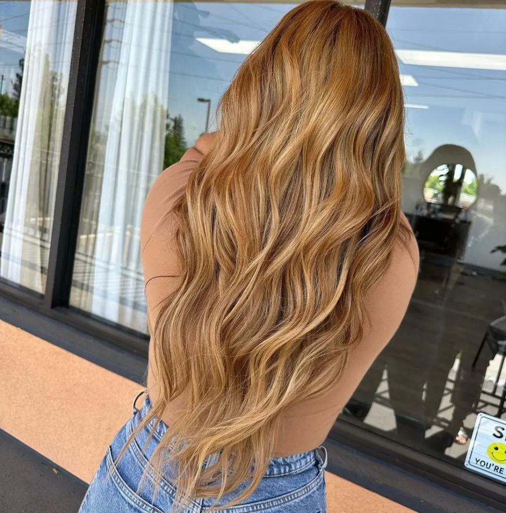 apricot strawberry copper blonde hair