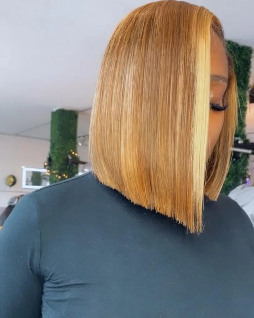 honey blonde blunt bob cut