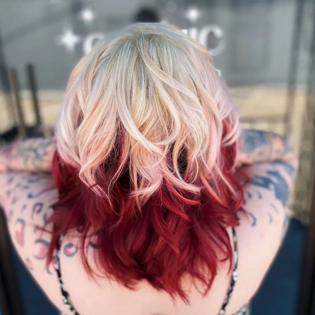 red and blonde mid length hair