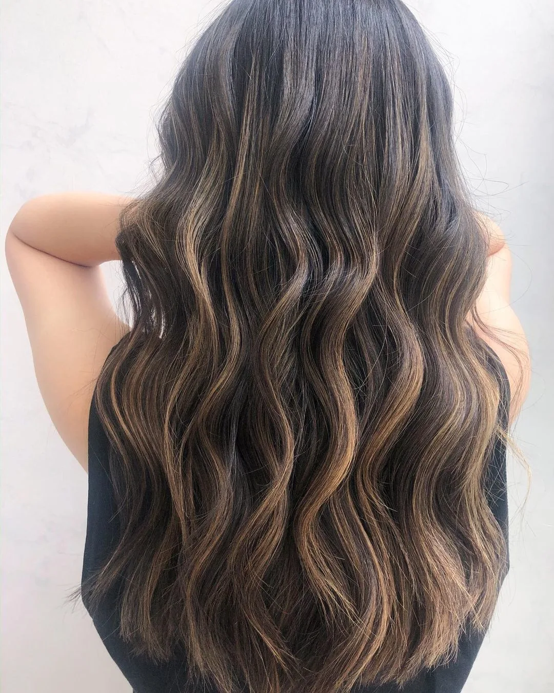 60 idées de cheveux bruns éclatants avec des reflets blonds