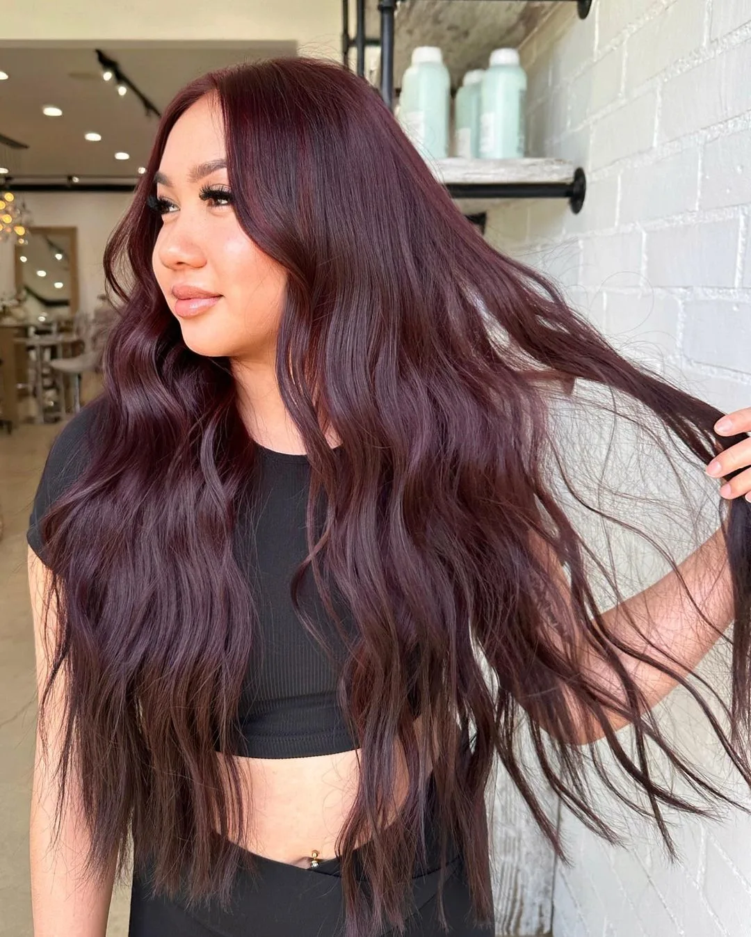 tendência de cabelo cherry cola