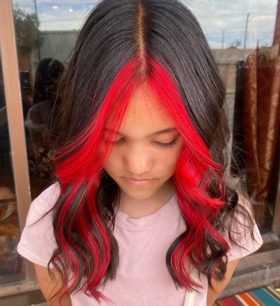 cabelo vermelho vivo para adolescentes