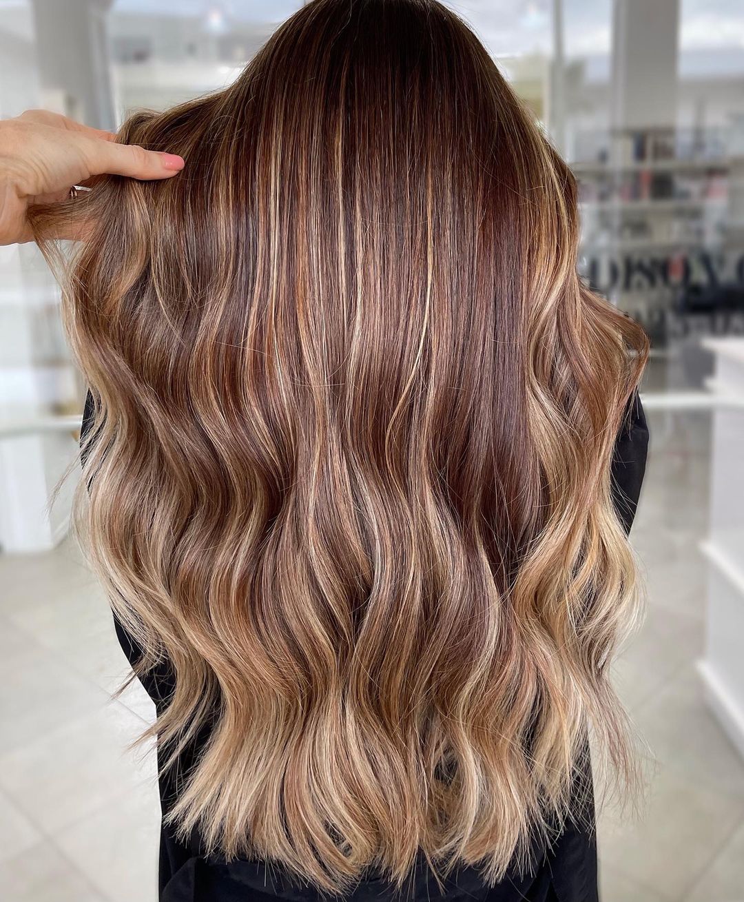 honey brown hair with butter blonde balayage