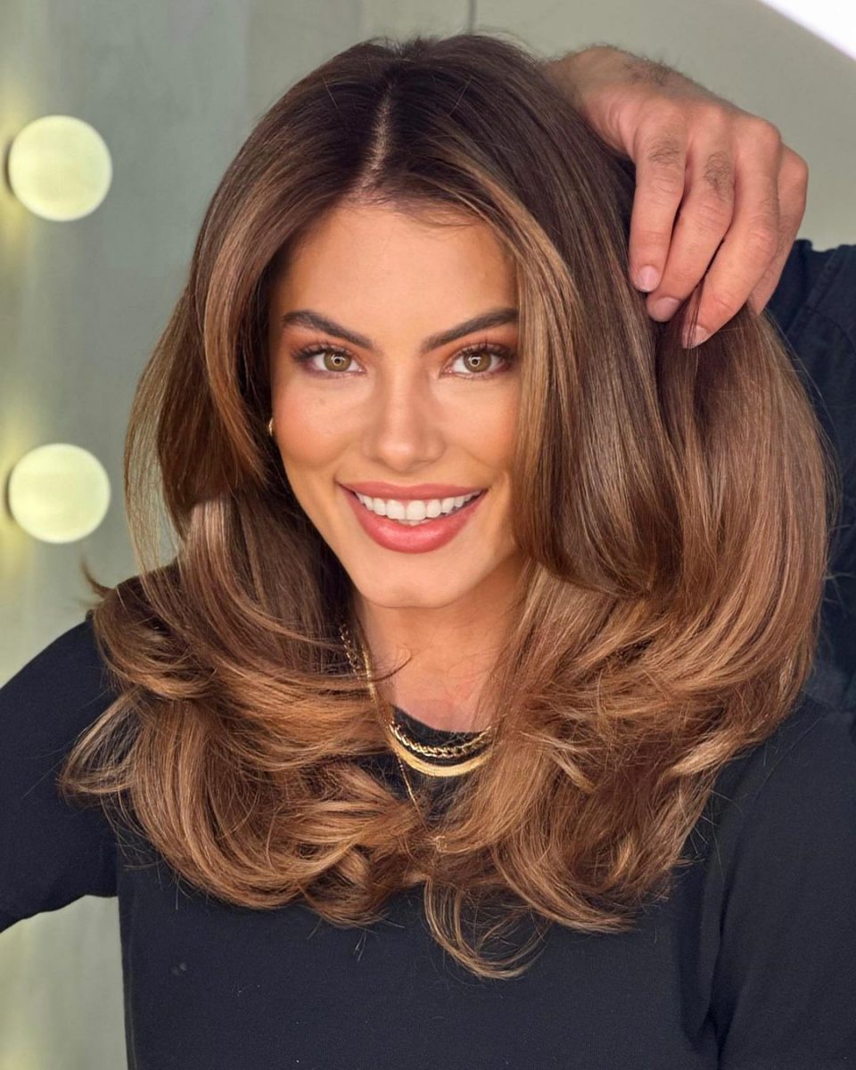 35 ideas de pelo castaño dorado para inspirar tu próximo tinte